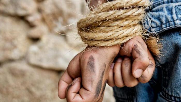 В Казахстане ежегодно выявляют около 90 жертв торговли людьми