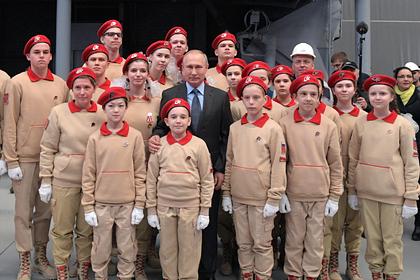 Путин оценил безопасность детей в интернете