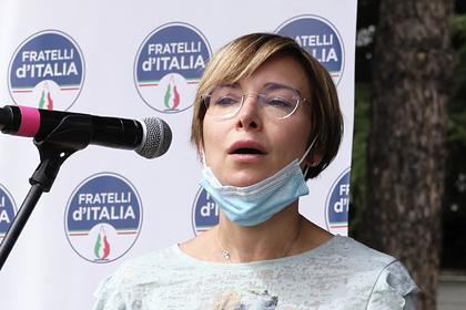 Внучка Муссолини победила на выборах в Италии