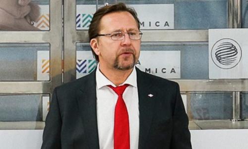 Хоккеист сборной Казахстана получил нового тренера в клубе КХЛ