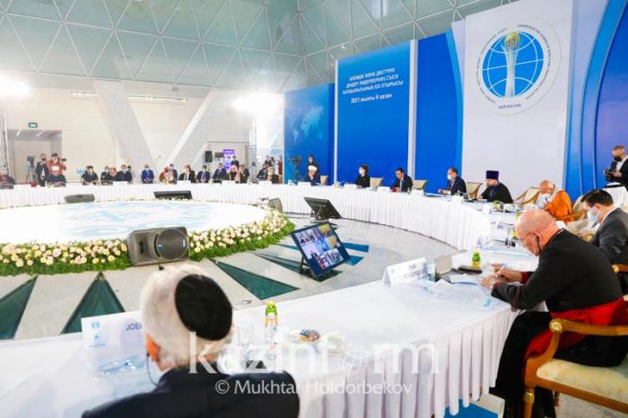 Съезд лидеров мировых религий может способствовать сотрудничеству в борьбе с пандемией – Танес Сучарикул