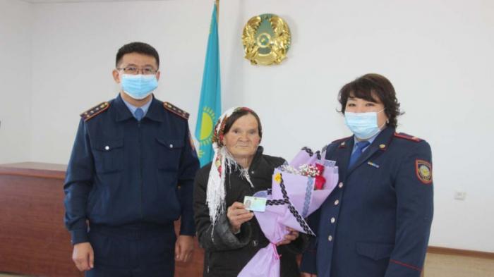 Пенсионерке с паспортом СССР сделали казахстанские документы в Актюбинской области
                07 октября 2021, 22:29