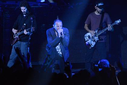 Россиянам покажут концерты культовых рок-групп на больших экранах