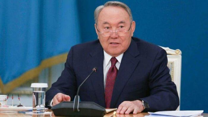 Назарбаеву предложили возглавить совет мудрецов