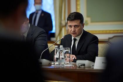 Зеленский призвал наложить санкции на организаторов выборов в Крыму и Донбассе