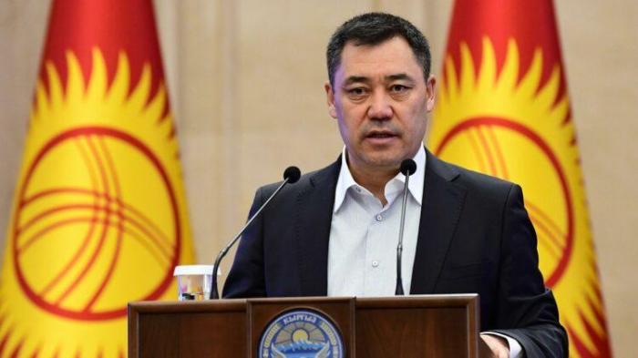 Президент Кыргызстана распустил кабинет министров