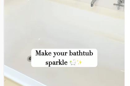 Блогерша раскрыла простой способ очистить ванну до белизны