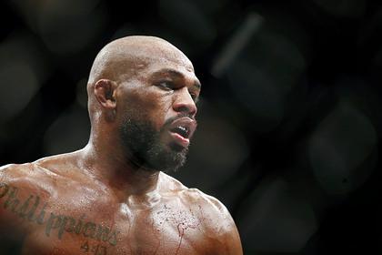 Лучшего бойца UFC отстранили от тренировок из-за алкоголизма