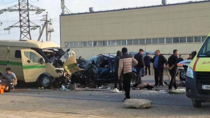 ДТП с участием инкассаторской машины под Актау:  2 погибли, 5 в больнице
                14 октября 2021, 05:30