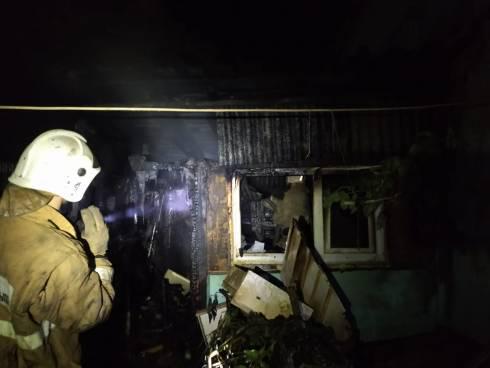 10 человек спасено при пожаре в многоквартирном жилом доме Караганды