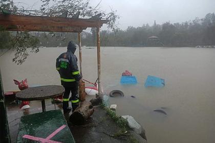 Десятки человек погибли из-за тайфуна на Филиппинах