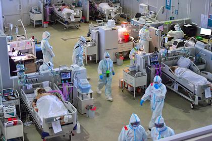 В Минздраве заявили о высочайшей нагрузке на коронавирусные больницы