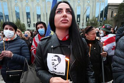 В Тбилиси начался митинг с требованием освободить Саакашвили