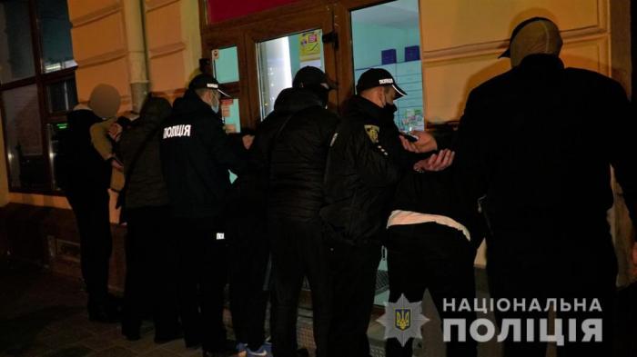 Во Львове задержали группу злоумышленников по подозрению в похищении человека и вымогательстве €2 млн