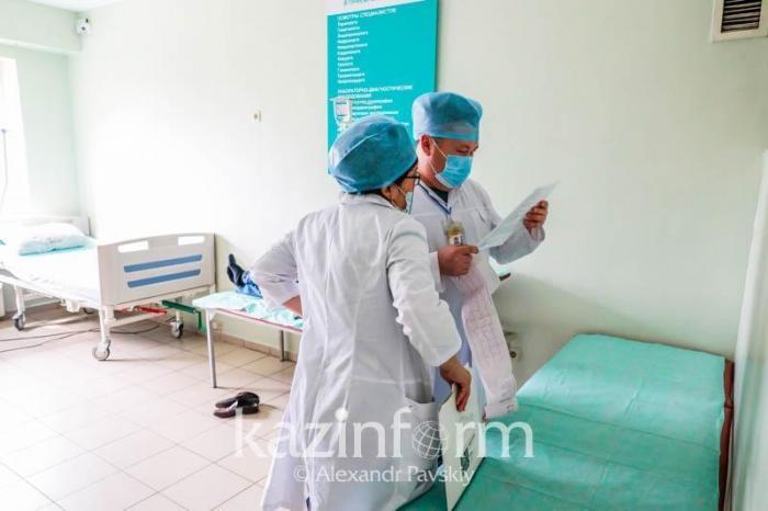 Сколько казахстанцев заболели коронавирусом после вакцинации