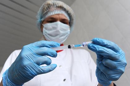 В еще одном российском регионе ввели обязательную вакцинацию в сфере услуг