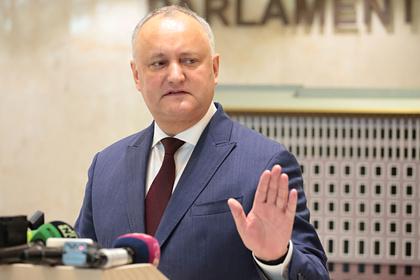 Бывший президент Молдавии пообещал сдать депутатский мандат