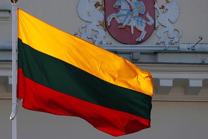 В Литве завели дело за призывы к госперевороту на антиковидном митинге