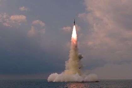 Северная Корея подтвердила запуск новой баллистической ракеты с подводной лодки