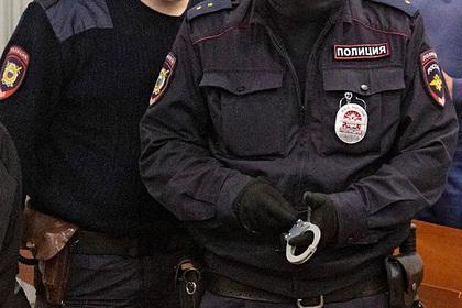 Полицейские задержали россиянина вместо вора из-за таких же очков и толстовки