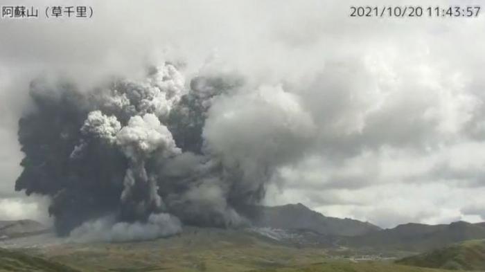 Извержение вулкана Асо произошло в Японии
                20 октября 2021, 16:58