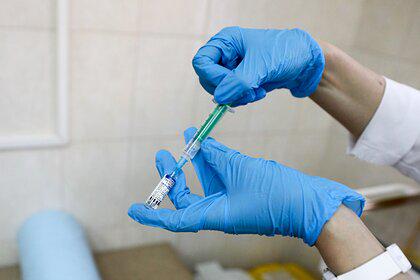 Матвиенко заявила о соблазне властей ввести обязательную вакцинацию в стране
