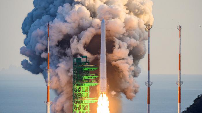 Южная Корея запустила первую отечественную космическую ракету
                21 октября 2021, 19:57