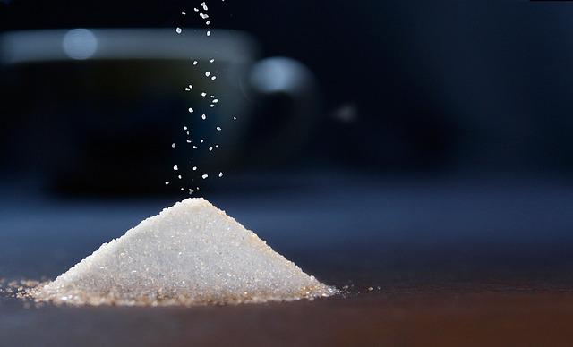 В сентябре экспорт сахара упал почти вдове