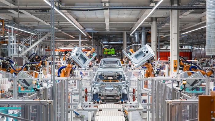 Главный завод Volkswagen сократил производство до уровня 1958 года
