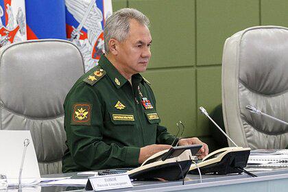 Шойгу заявил о стягивании сил НАТО к границам России