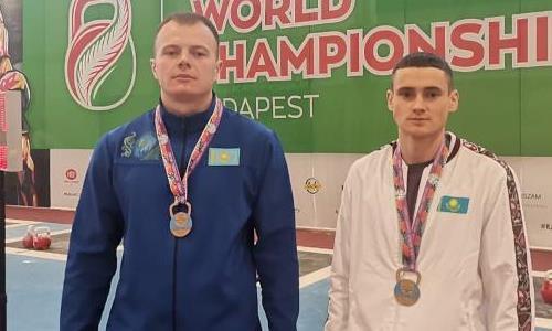 Казахстанский гиревик стал чемпионом мира