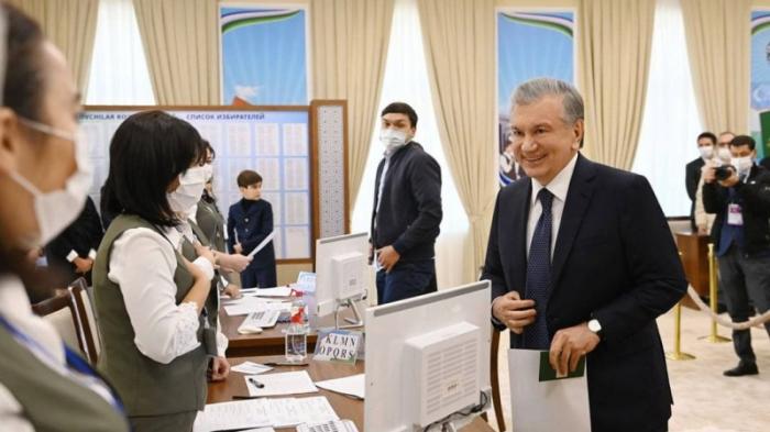 ЦИК Узбекистана прокомментировал информацию о победе Мирзиеева на выборах
                25 октября 2021, 13:13