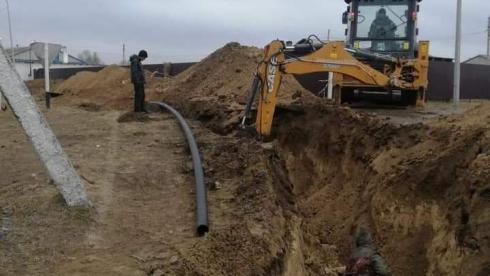 Систему водоснабжения обновляют в Жанааркинском районе