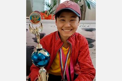 14-летний казах победил на международном конкурсе маникюра