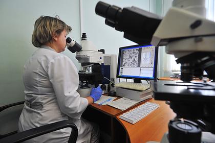 Россиянам назвали срочно требующие врача первые симптомы рака
