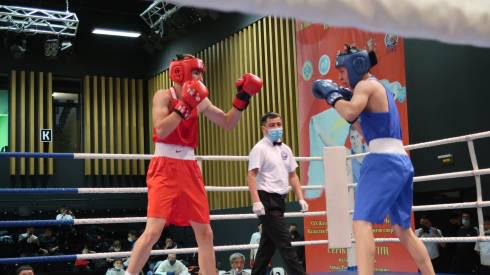Боксеры из Карагандинской области стали победителями республиканского турнира на призы Серика Сапиева