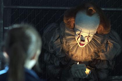Ученые объяснили страх клоунов странным макияжем и голливудскими фильмами