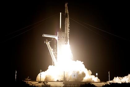 SpaceX и НАСА ограничат использование туалета экипажем Crew Dragon после утечки