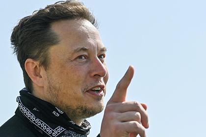 Маск заявил о готовности продать акции Tesla ради спасения людей от голода