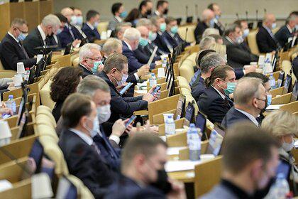 В Госдуму внесли законопроект о заключении срочниками контрактов с ФСБ