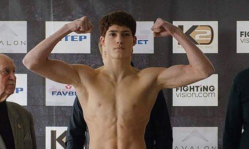 Промоутер Усика отреагировал на исход боя казахстанского боксера на чемпионате мира-2021