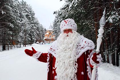 Россиянам предложили туристические поезда на родину Деда Мороза