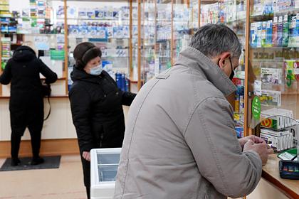 Провизор раскрыла способы обмана россиян в аптеках