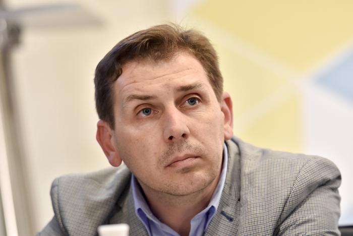 У Банковой не получилось переложить ответственность тарифный за коллапс на местную власть, – Черненко