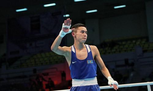 «Казах находится в потрясающей форме». Казахстанский боксер на пути к «золоту» выбил фаворитов ЧМ-2021