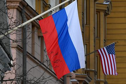 В России заявили о шансе возобновить выдачу виз США в Москве
