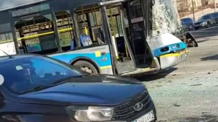 Автобус столкнулся с троллейбусом в Алматы. 7 человек пострадали
                06 ноября 2021, 18:09