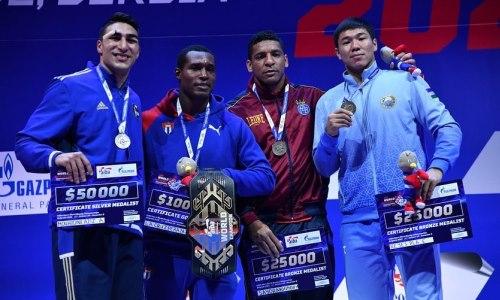 Казах из сборной Узбекистана высказался о своей «бронзе» ЧМ-2021 и будущем «золоте». Казахстанские боксеры отреагировали