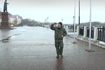 Россиянин преодолел пешком 25 тысяч километров и остановился в Смоленске