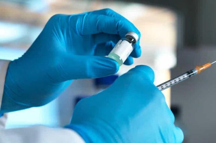 Вакцинация не вызывает коронавирусную инфекцию - врачи Актобе о вакцине Pfizer